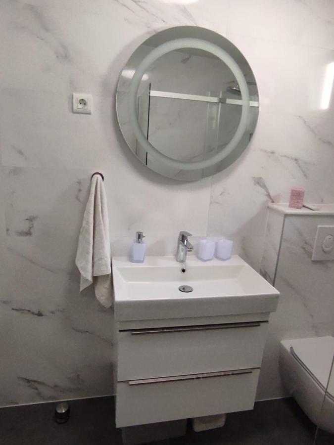 Apartman Koko With Private Jacuzzi Makarska Luaran gambar