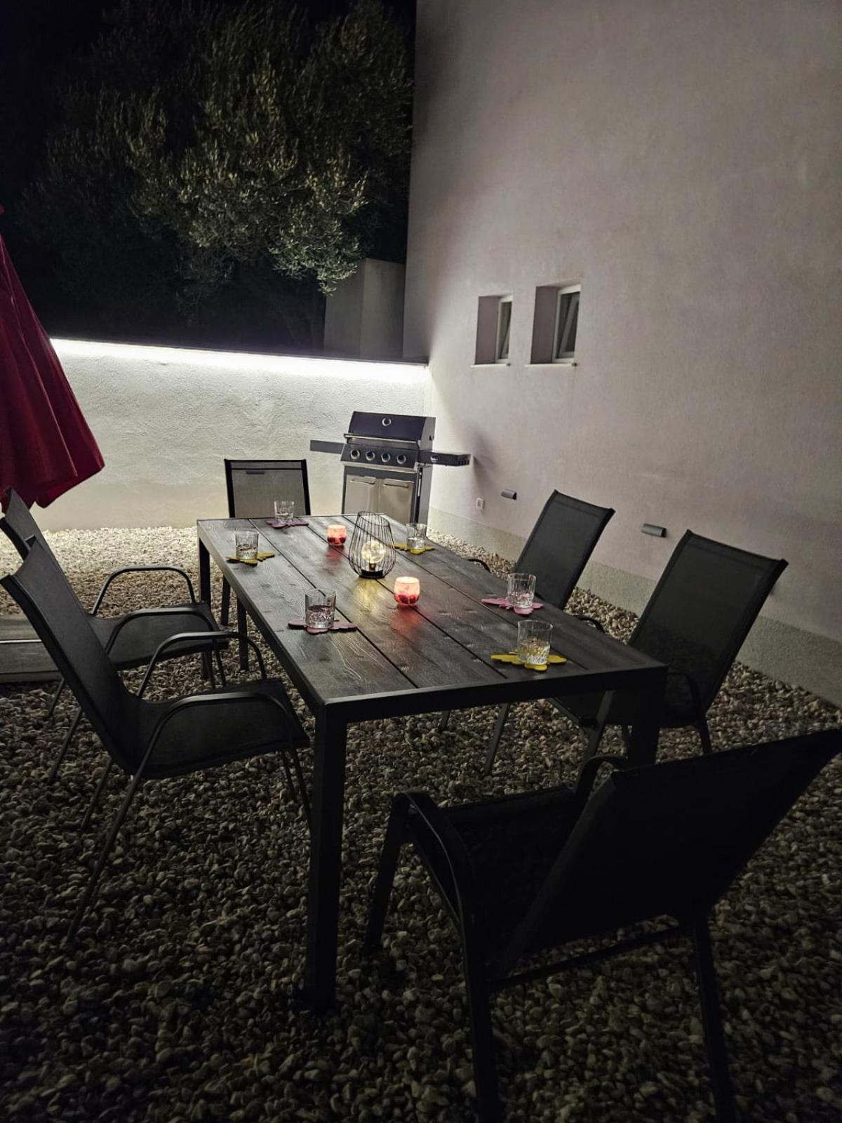 Apartman Koko With Private Jacuzzi Makarska Luaran gambar